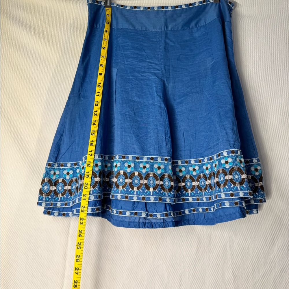 Ann Taylor Blue Embroidered Circle-Trim Skater Skirt